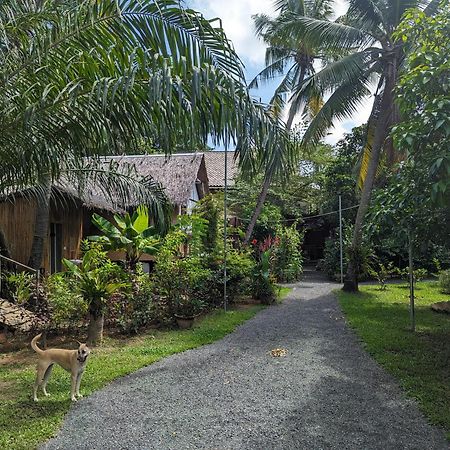 Nary Garden Hotel Kampot Buitenkant foto