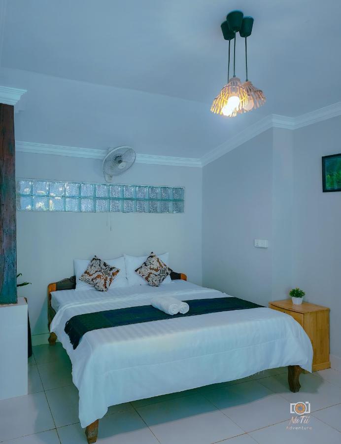 Nary Garden Hotel Kampot Buitenkant foto