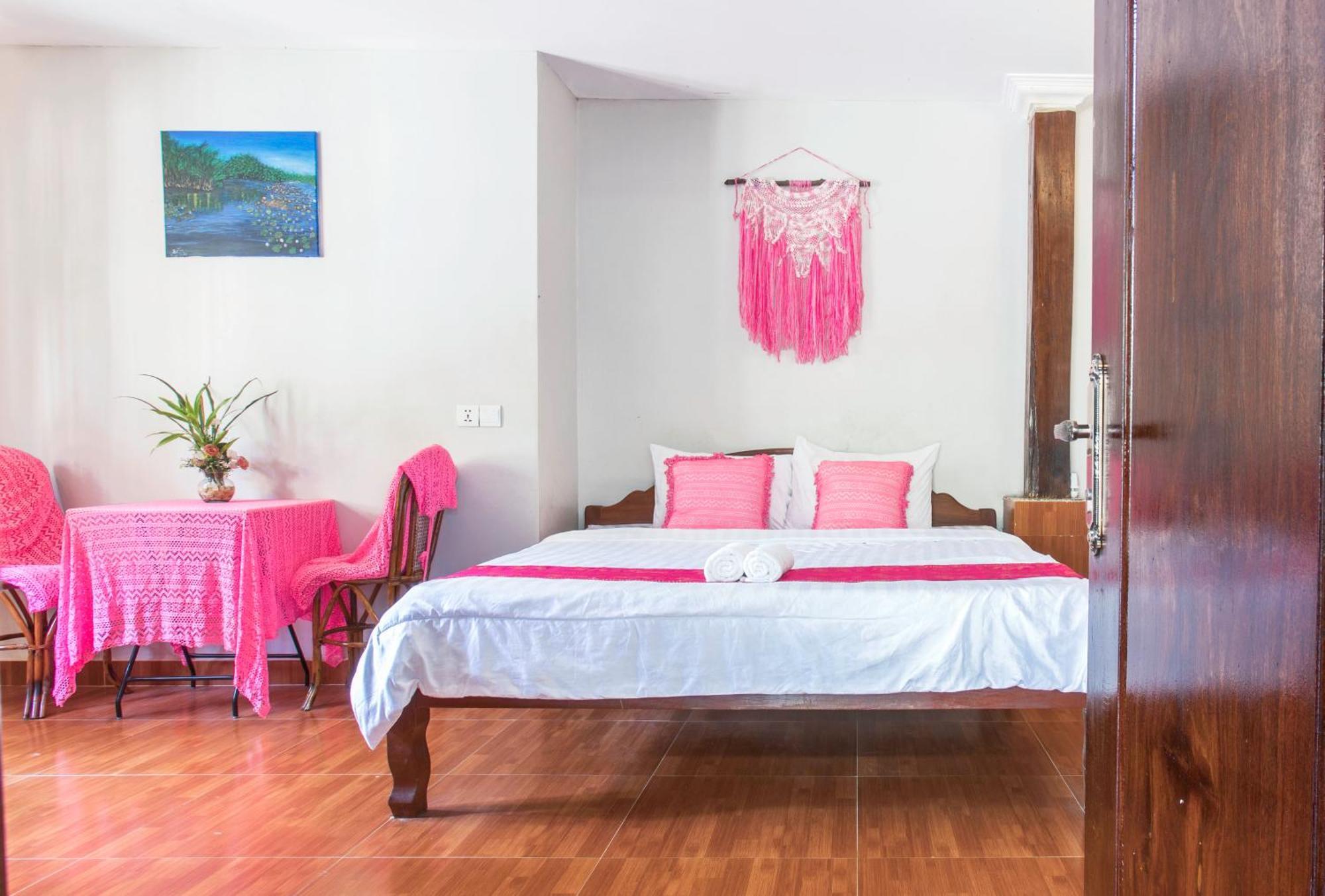 Nary Garden Hotel Kampot Buitenkant foto