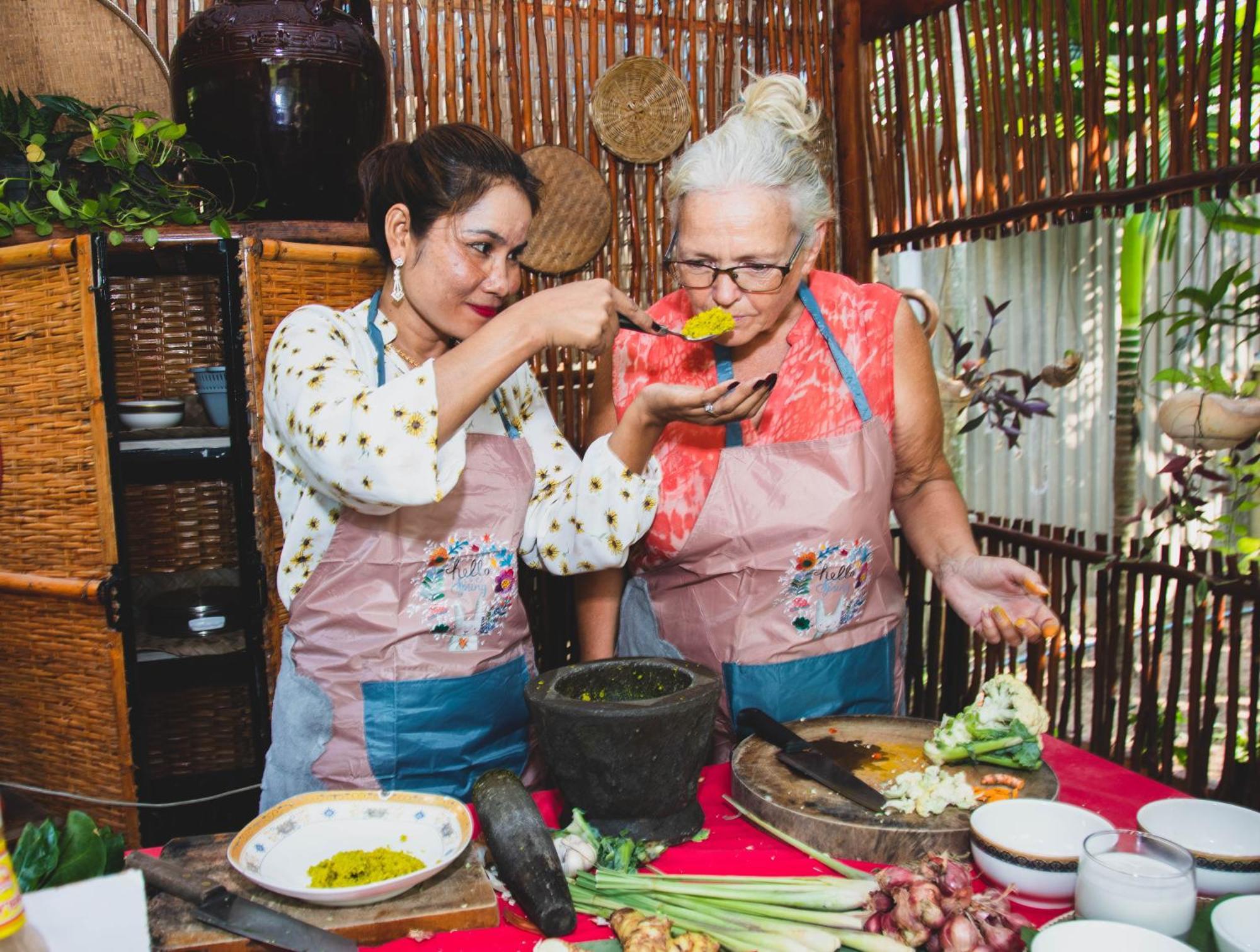 Nary Garden Hotel Kampot Buitenkant foto